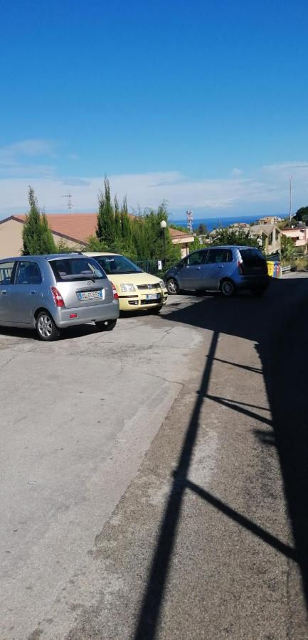 La Casetta Di Laura 切法卢 外观 照片